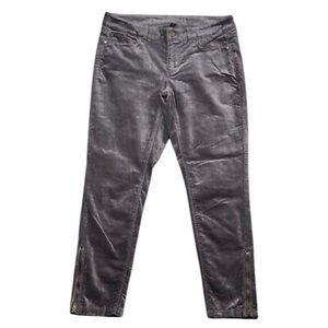 White House Black Market Skimmer Soft gray velour stretch vented skinny pants